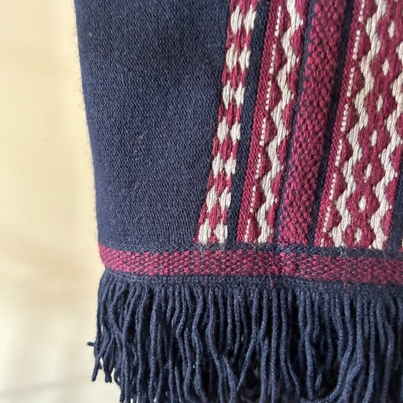 Club Monaco Knit Fair Isle Print Tassel Hem Poncho Sweater Blue Size M - Picture 4 of 4